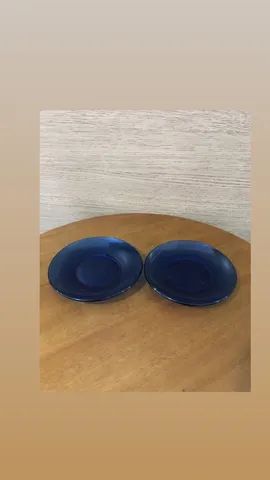 Dois Pires azuis da Duralex