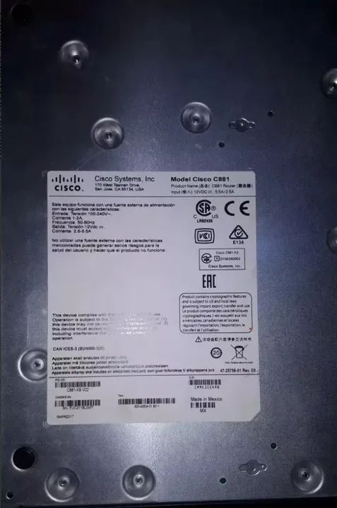 Roteador De Serviços Integrados Cisco C881-k9 Serie 880 - Foto 3