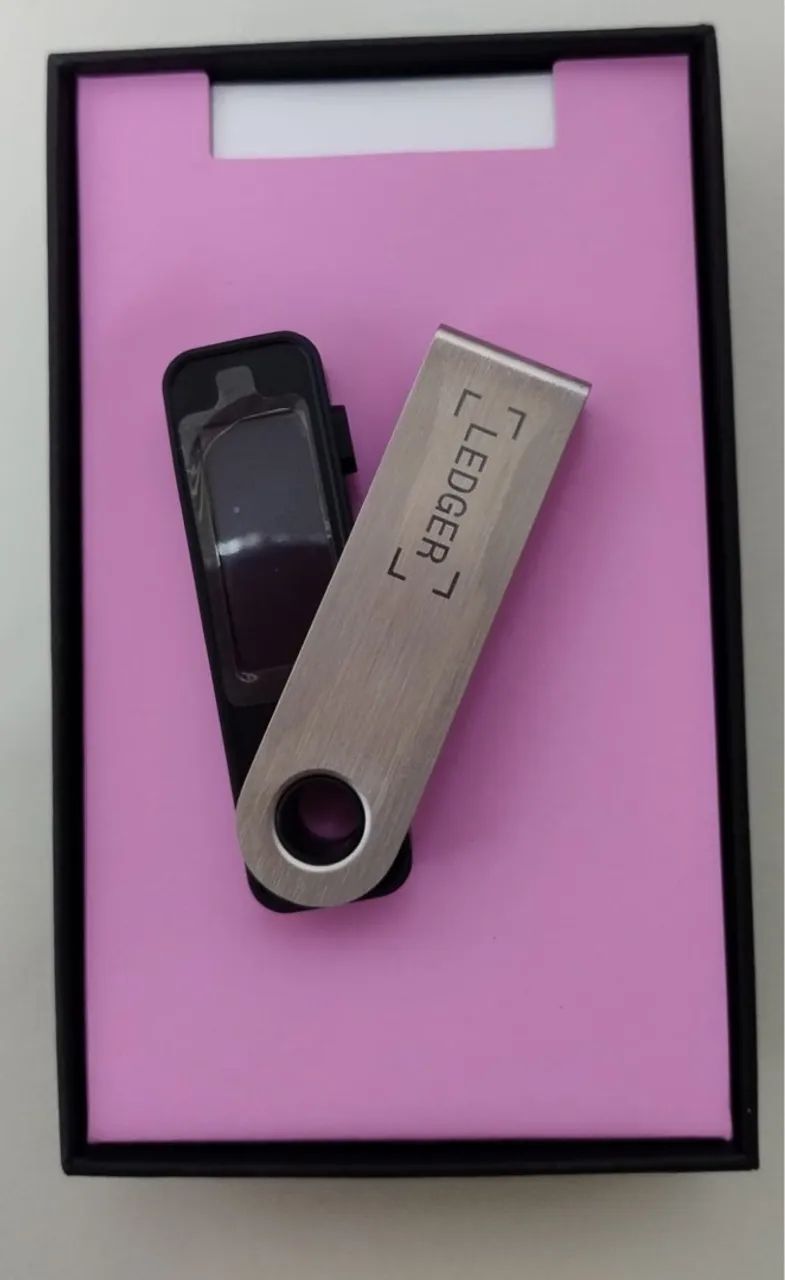Ledger Nano S Plus - Criptomoedas e NFTs - Foto 2