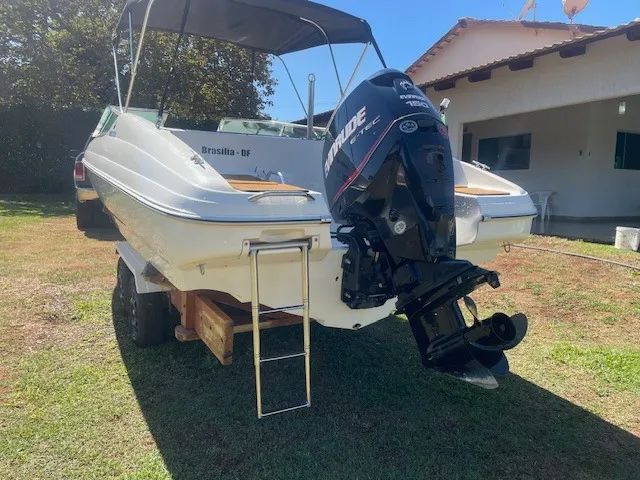 Lancha Ventura 220 motor Evinrude E-Tech 150 - Foto 2