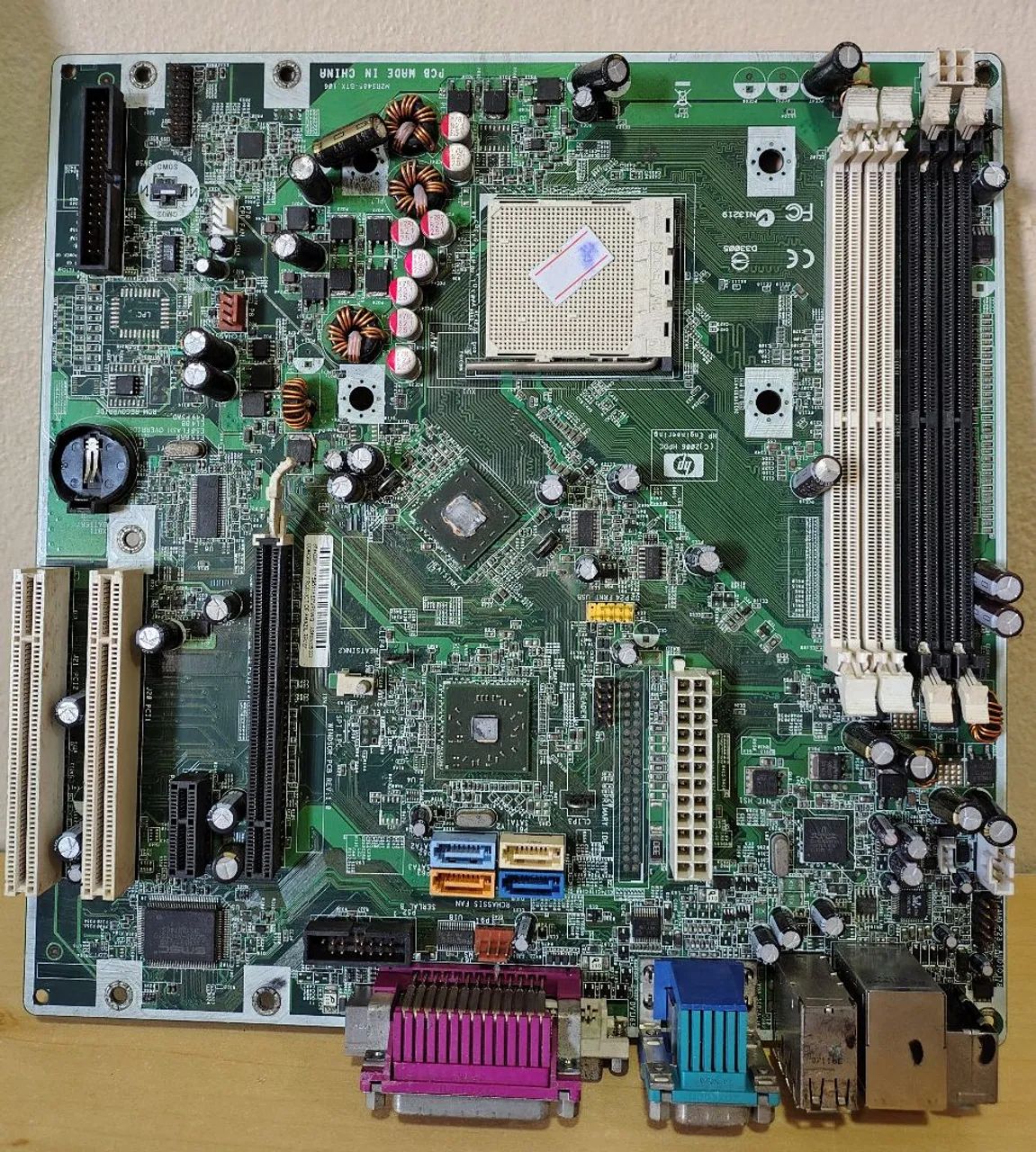 Placa Mãe HP Para Uso das Peças - Foto 3