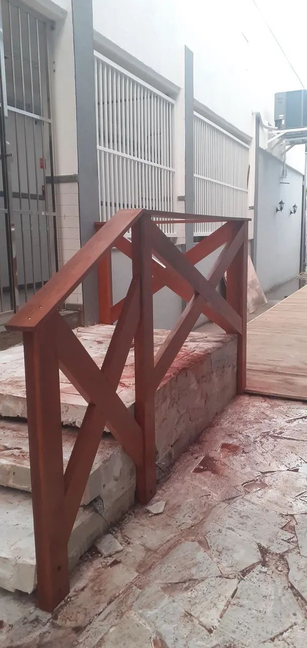 Guarda Corpo de Madeira para Área Externa
