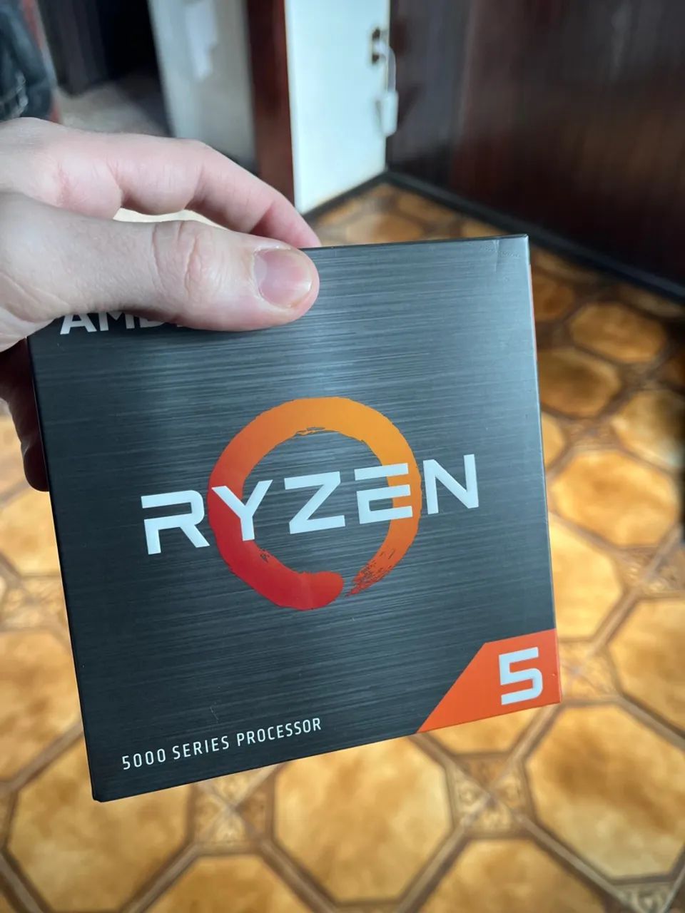 Ryzen 5 3600 (de brinde o cooler RGB)