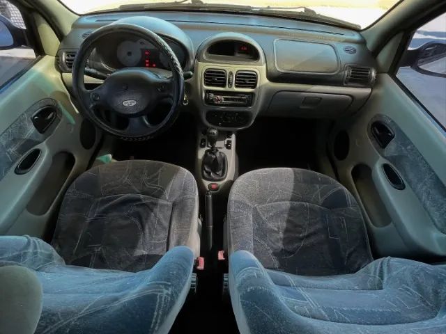 Clio 1.6 Sedan 2006  - Foto 4