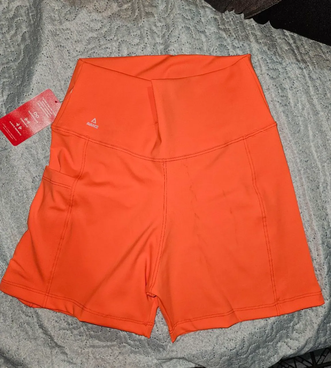 Shorts de Academia Laranja - Novo