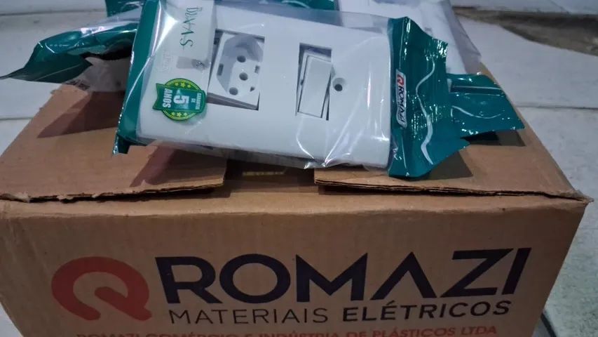 vendo tomadas 1+1 romazi - Foto 2