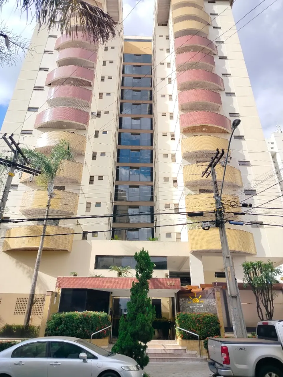 COBERTURA TRIPLEX DE ALTO LUXO NO RESIDENCIAL RIO DOURADO - JARDIM GOIÁS