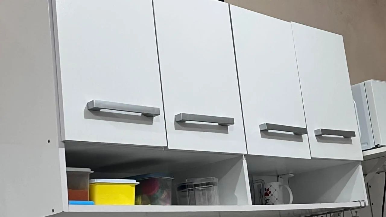 Armário usado64330721828355121