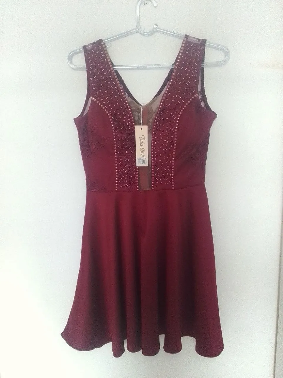 Vestido festa bordado vinho Lola Bell