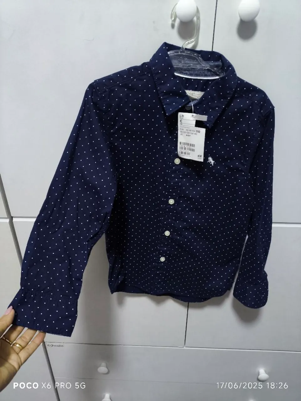 Camisa Infantil Azul com Bolinhas H&M