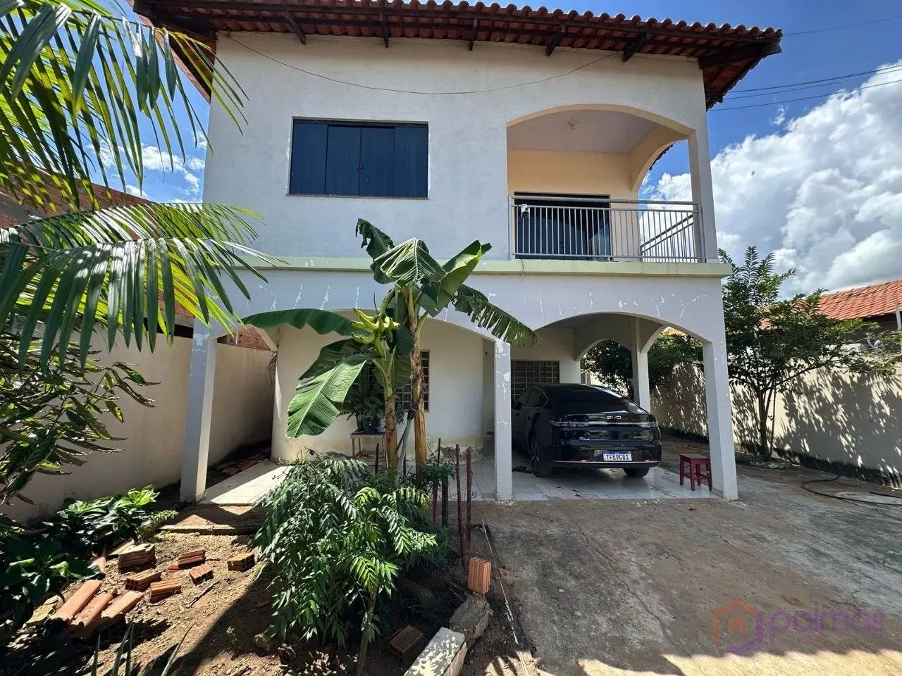 Sobrado de 4 quartos na 307 Norte: Espaço, conforto e segurança em Palmas-TO!
