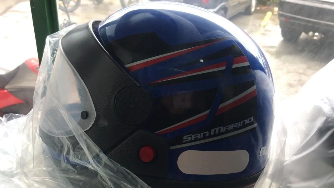 CAPACETE SAN MARINO NOVO - Foto 3