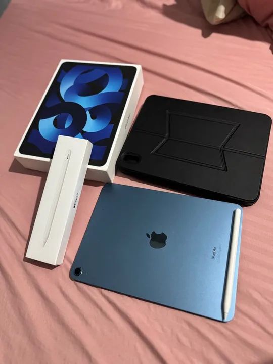 Tablet Apple iPad Air 5 M1 com Teclado e Touchpad - Foto 3