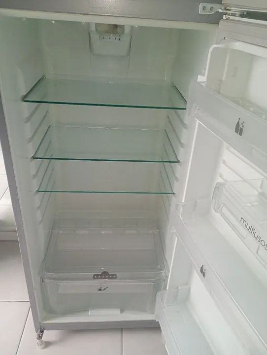 Geladeira Eletrolux  - Foto 3