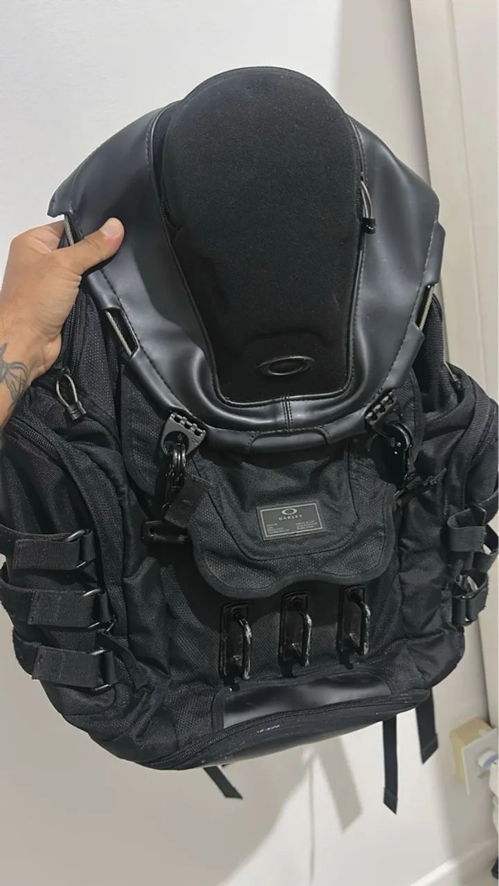 Mochila Oakley kitchen sink - preta