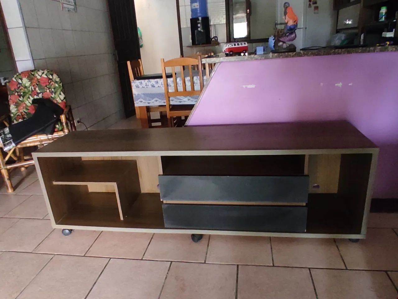Rack de TV com 2 gavetas