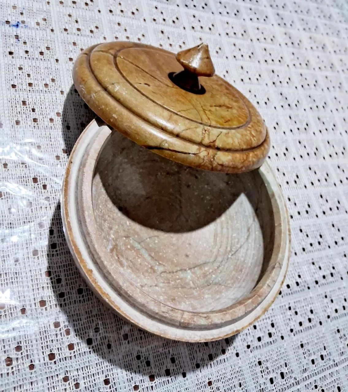 Pote com tampa em pedra  - Foto 5
