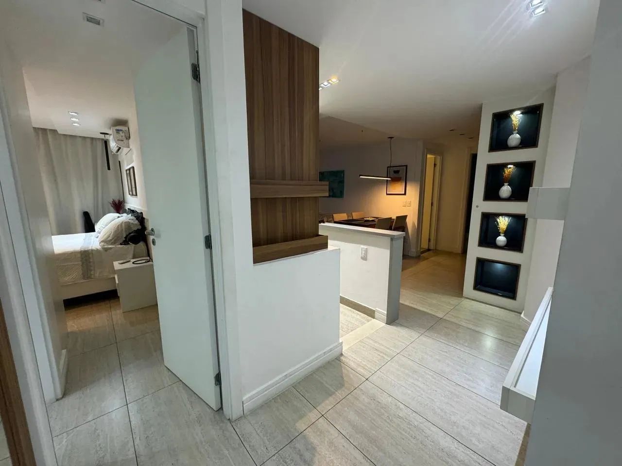 Apartamento Exclusivo com 2 Suítes no Condomínio Wave Ipanema - 74m²