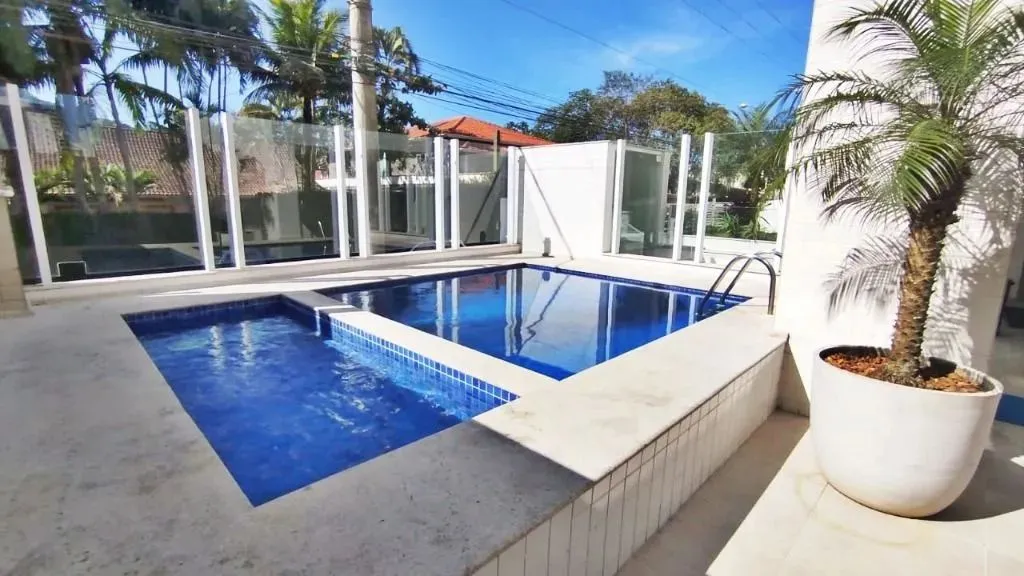 Apartamento à venda de 2 dormitórios no Canto do Forte - Praia Grande - SP