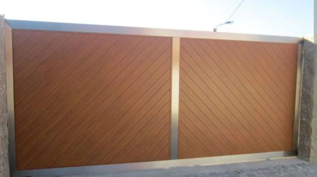 Portão de Garagem Elegante - Foto 4