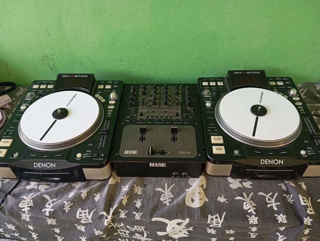  2 CDJ Denon DN-S3700