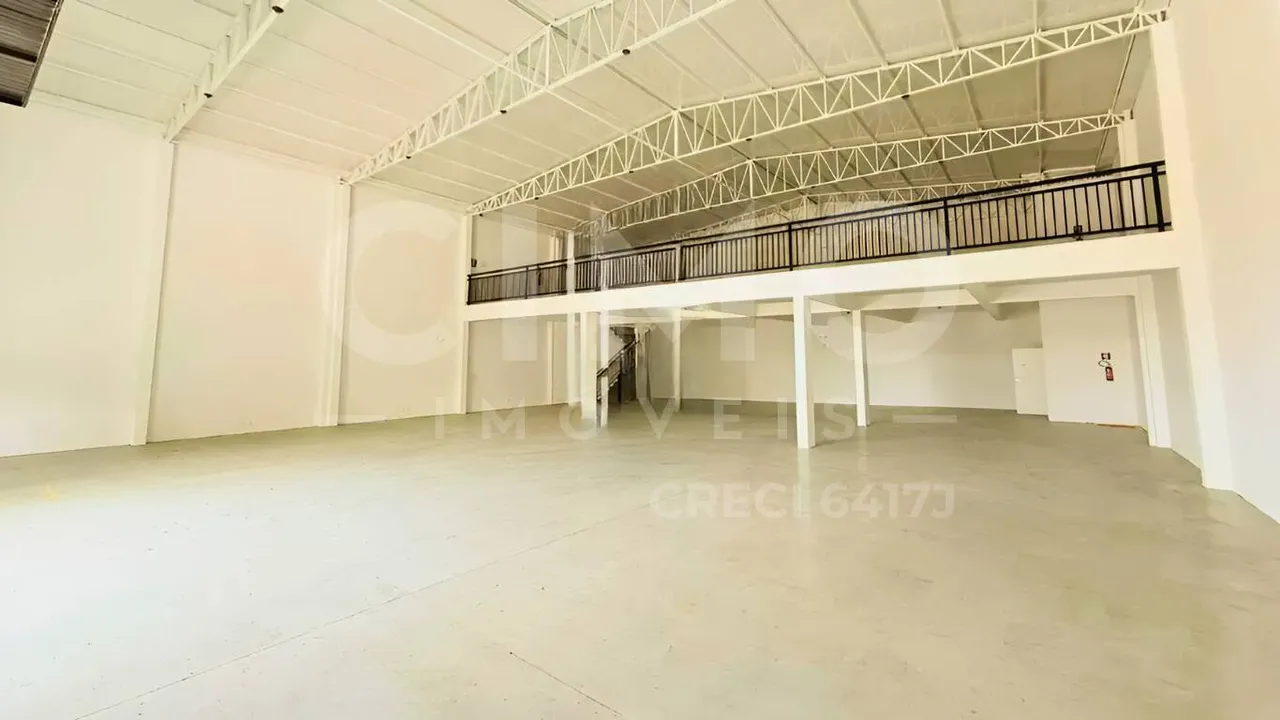 Galpão à Venda em Camboriú 632m² | Próximo à Br 101