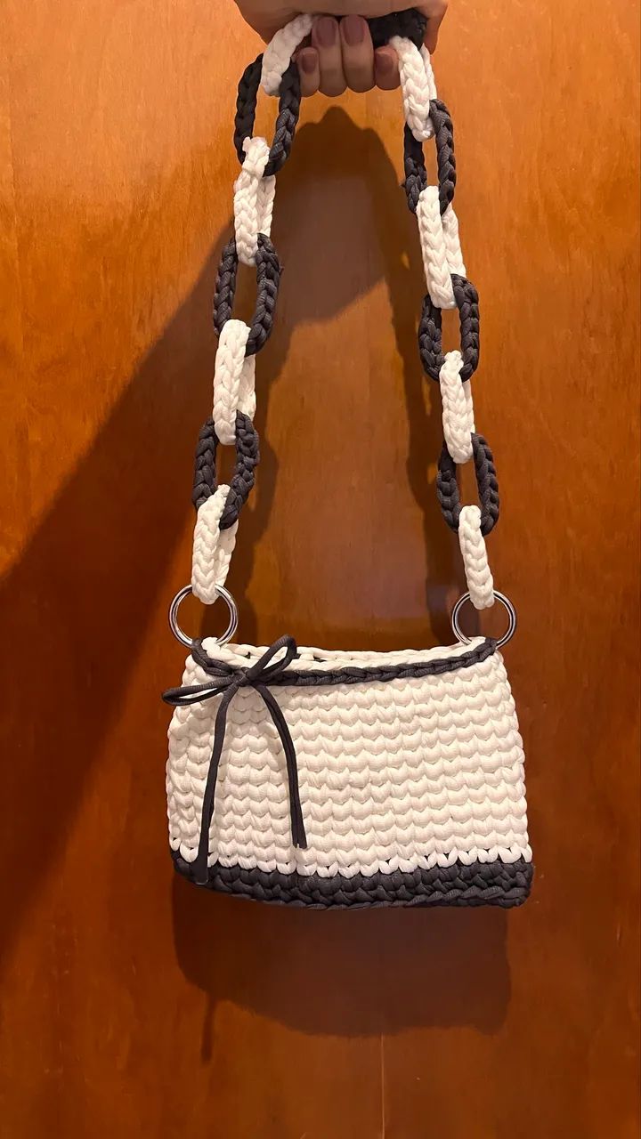 Bolsa de Crochê - fio de malha