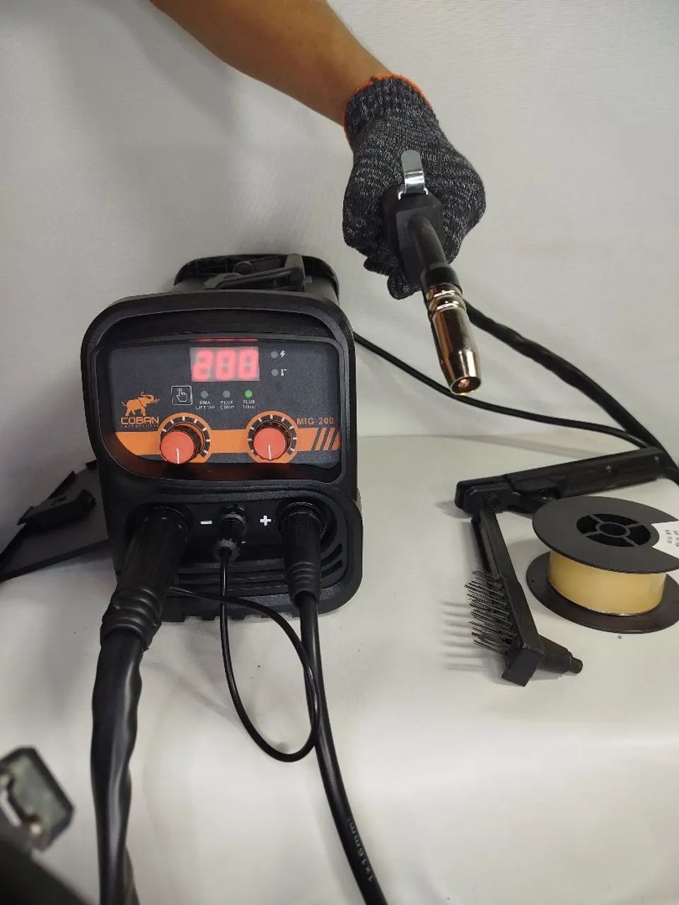 Máquina de Solda 200A MIG/TIG/Eletrodo mig sem gás  - Foto 2