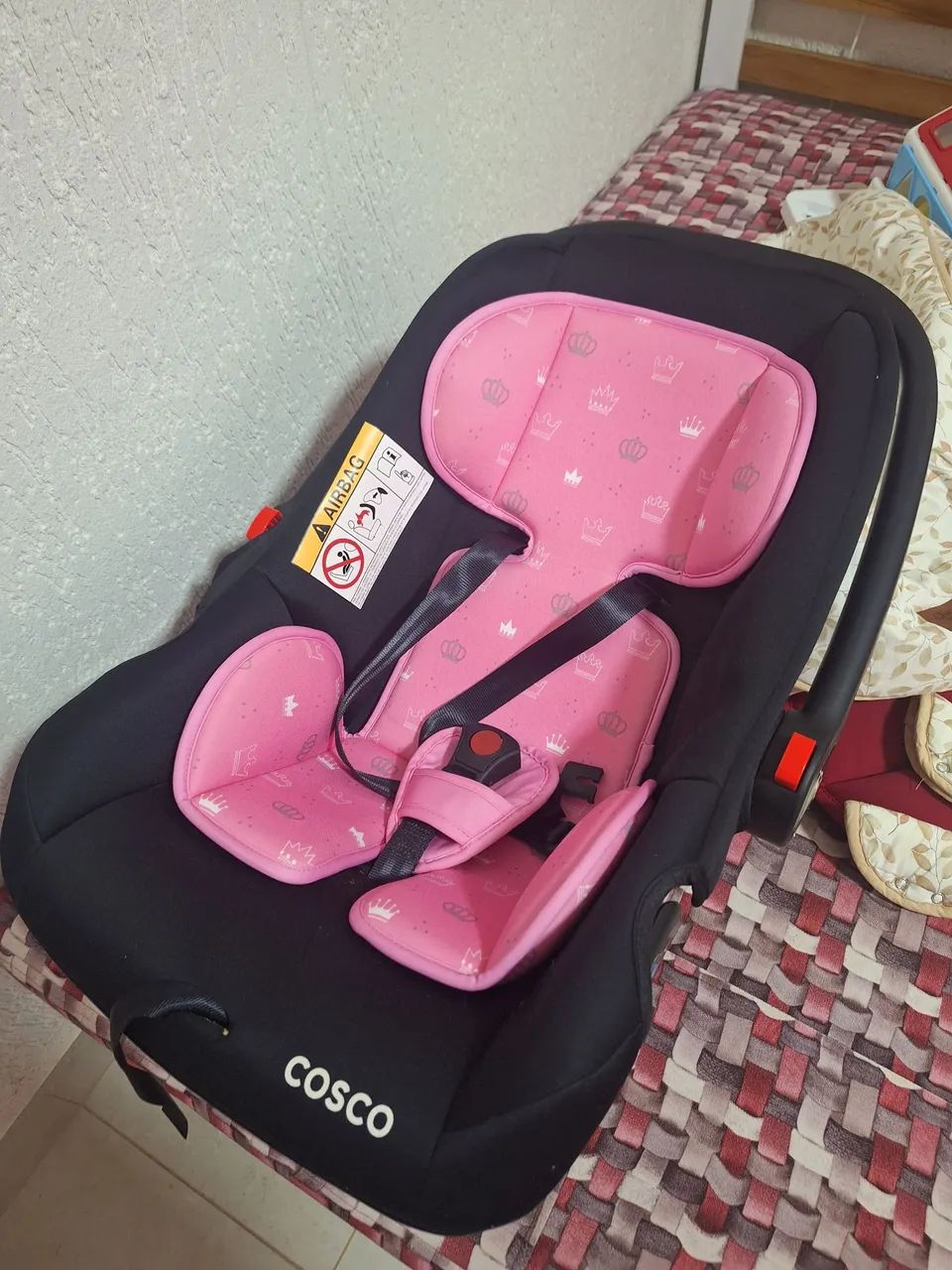 Carrinho cosco nexus rosa e bebê conforto - Foto 3