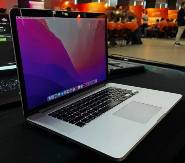 macbook pro 2015 15