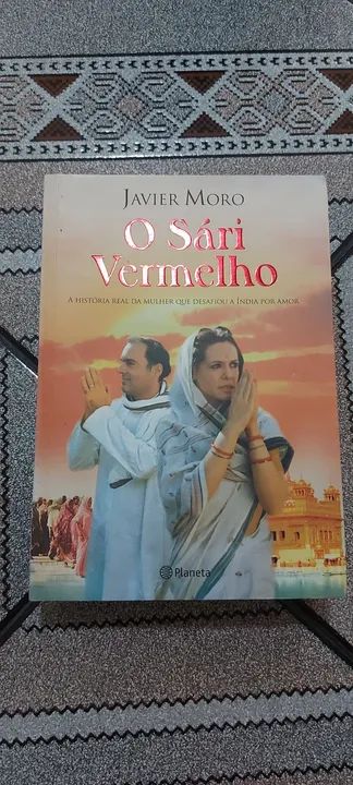 O Sári Vermelho - Javier Moro