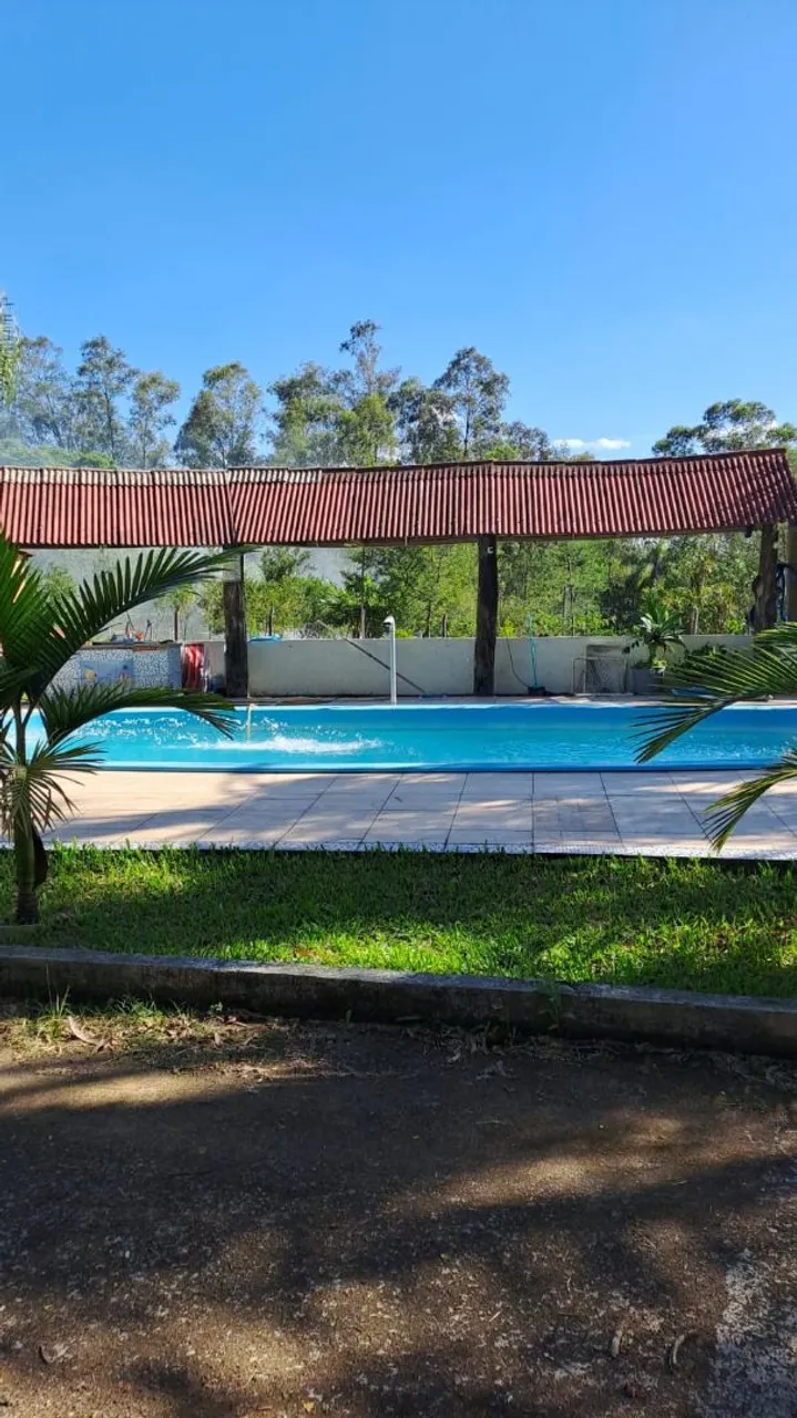 Alugo Sitio em condomínio fechado