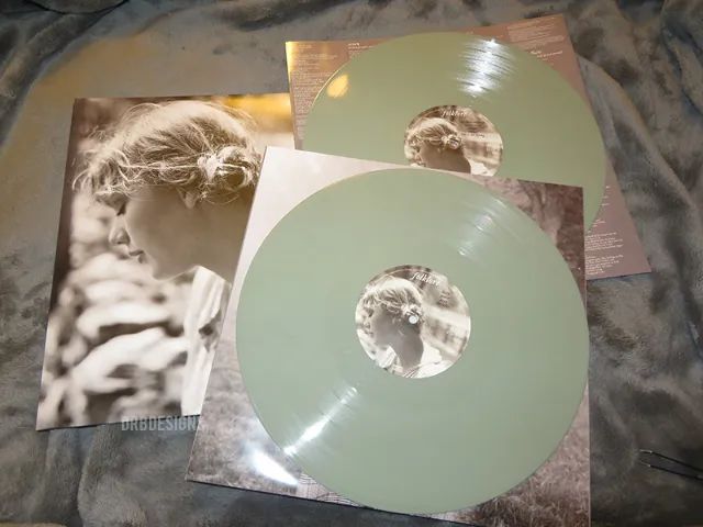 Taylor Swift - Folklore (Edition No. 5 "Stolen Lullabies", marble) Made In France