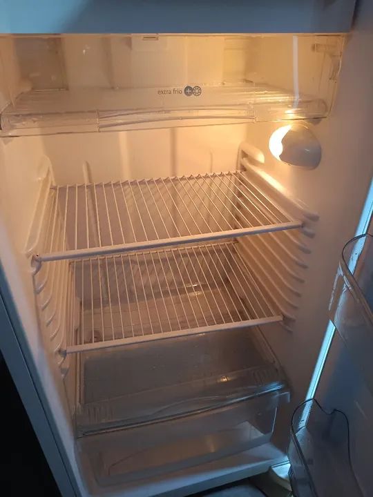 Geladeira Frost Free - bem conservada  - Foto 4