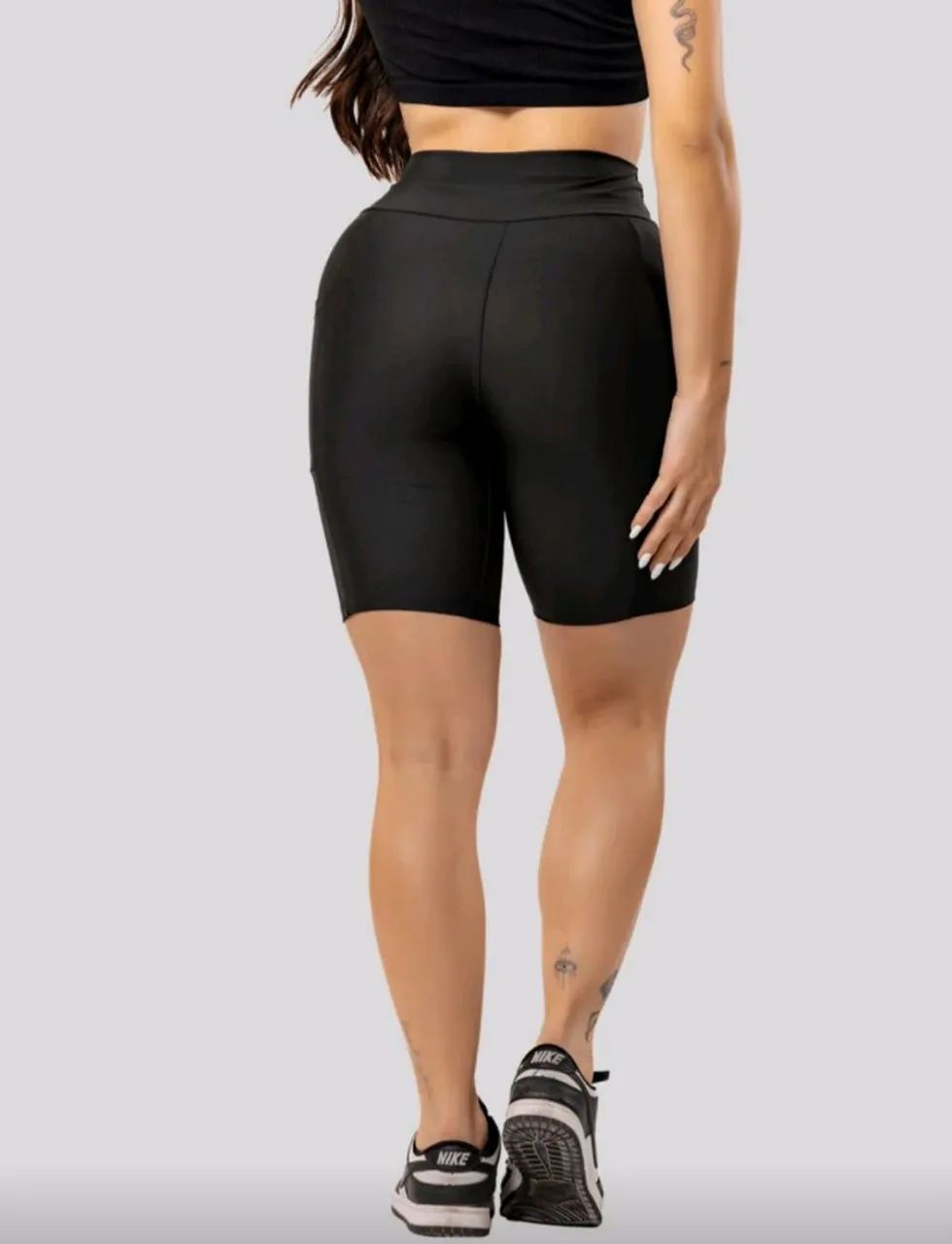 Short Ciclista Feminino com Bolso Lateral - Preto - Foto 5