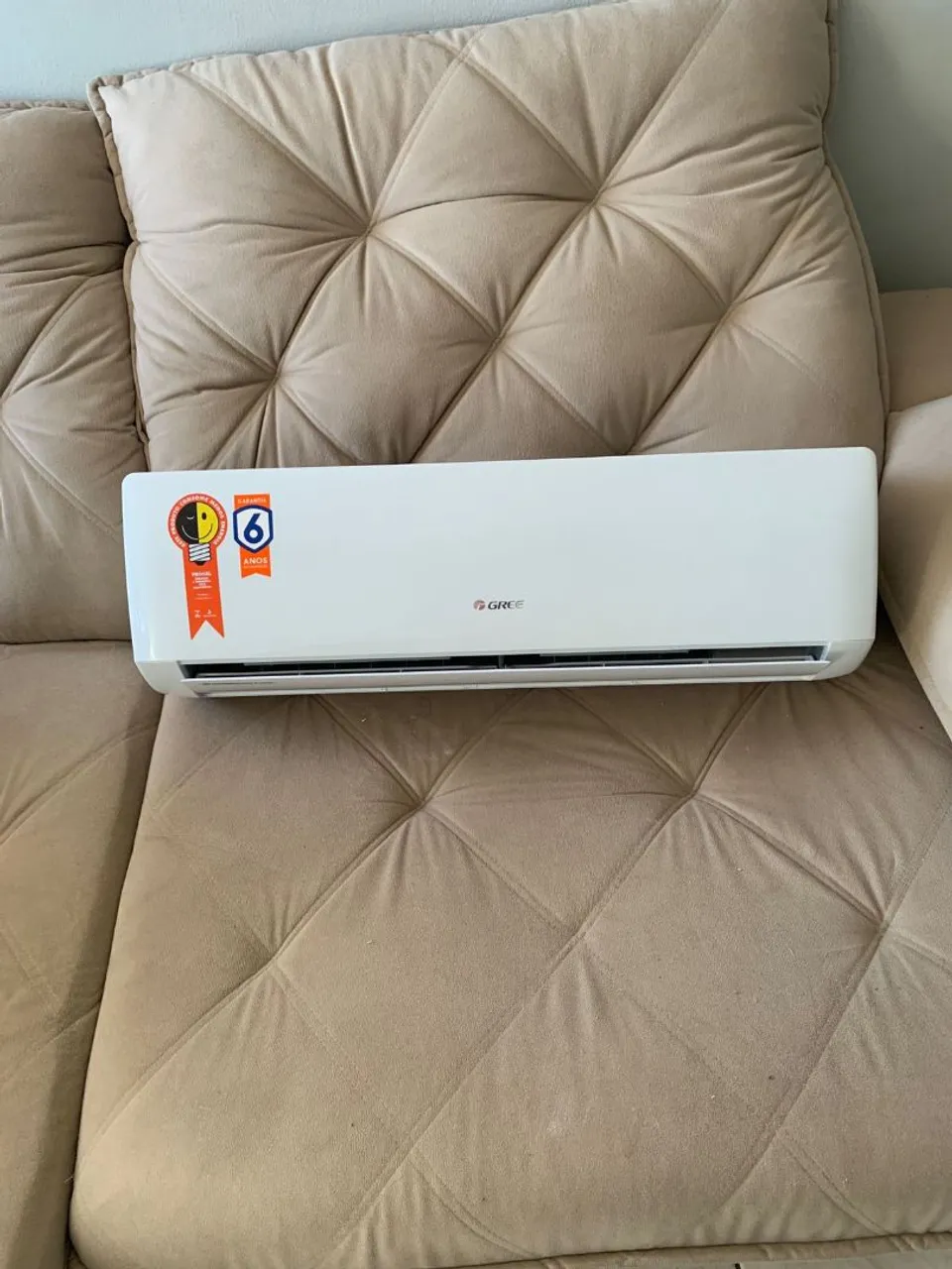 AR CONDICIONADO NOVÍSSIMO