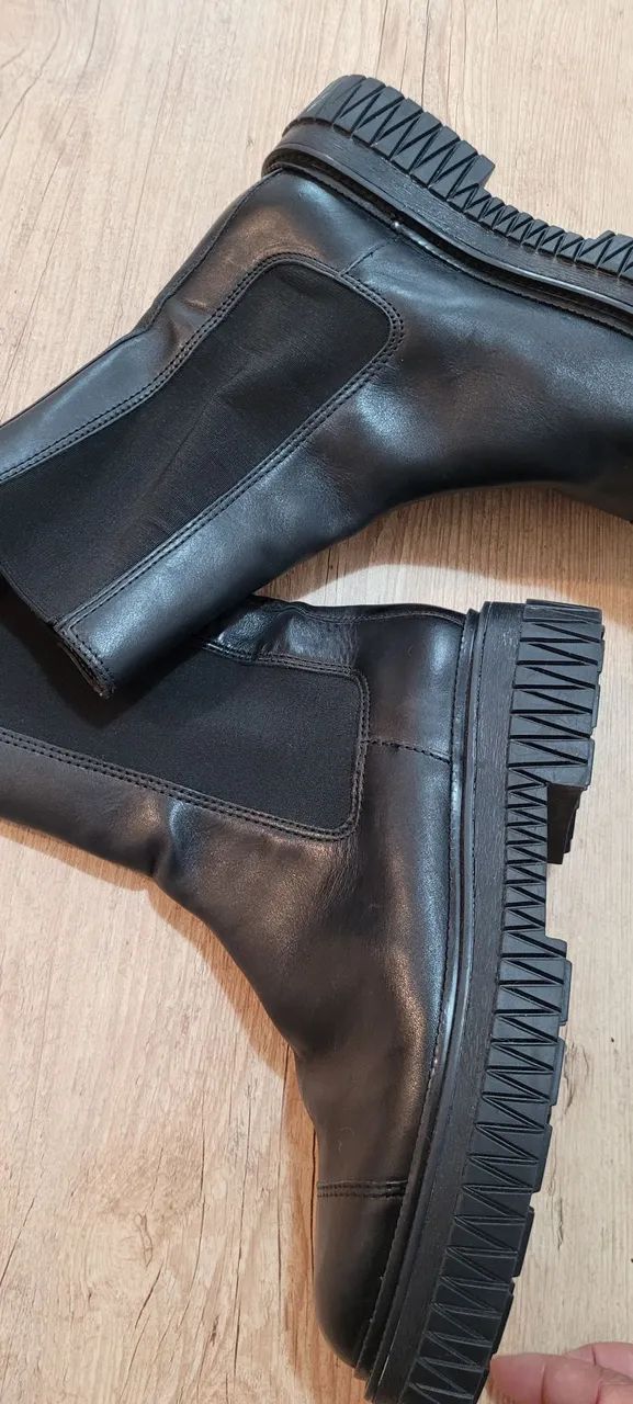 Bota coturno chelsea Shutz 38 NOVA - Foto 3
