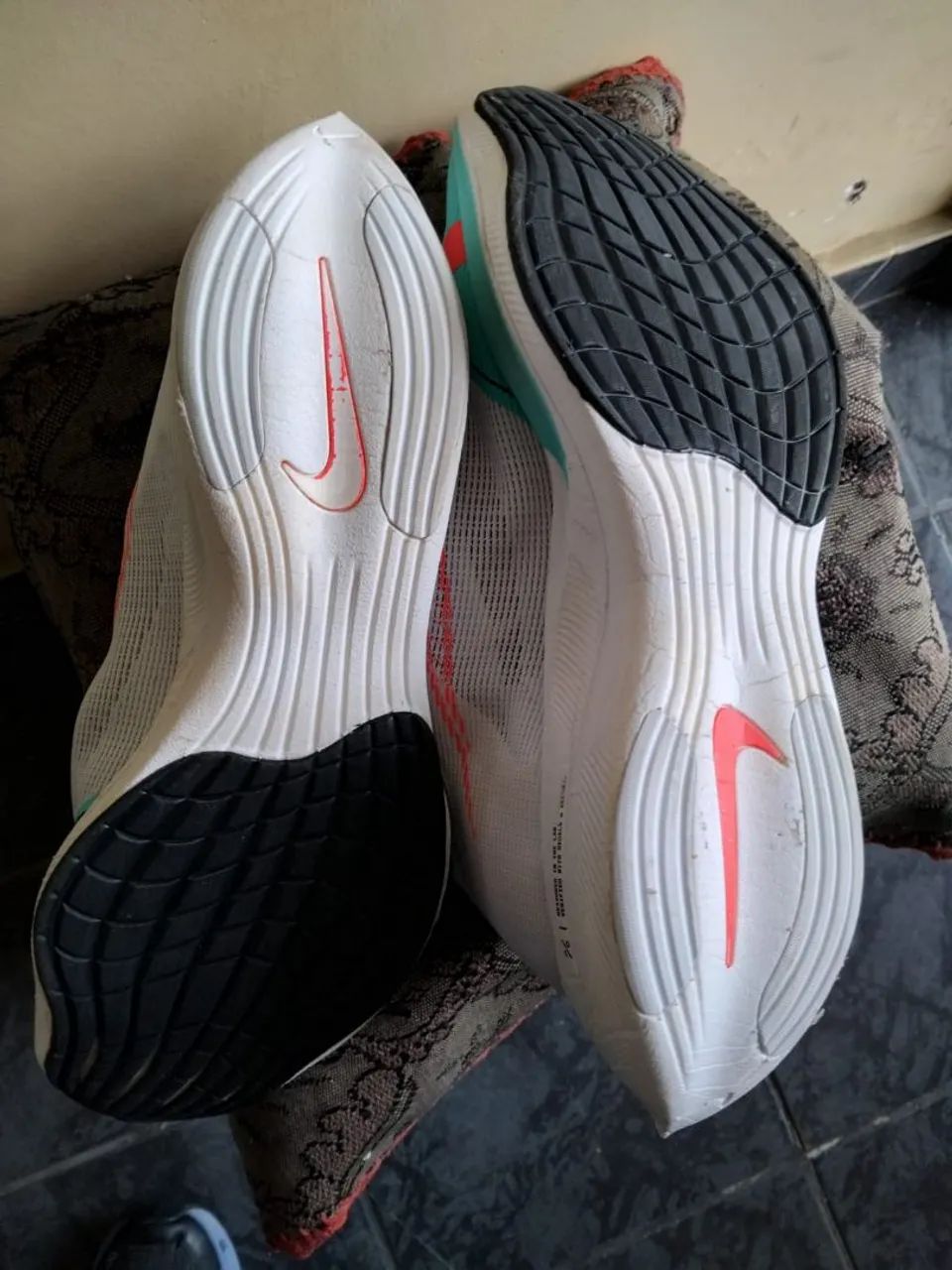 Tênis Nike vaporfly  - Foto 3