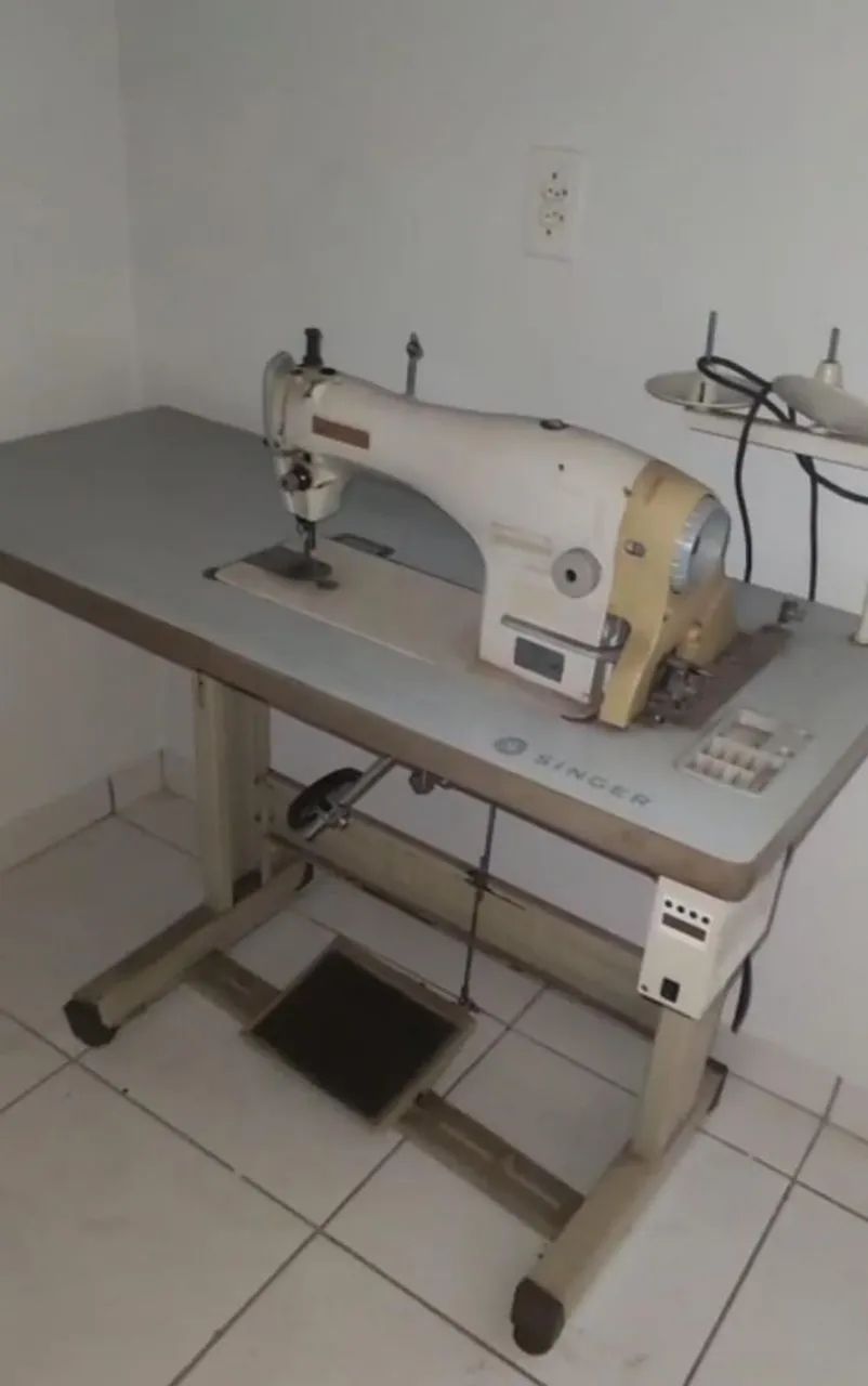 Máquina Singer 191-D20