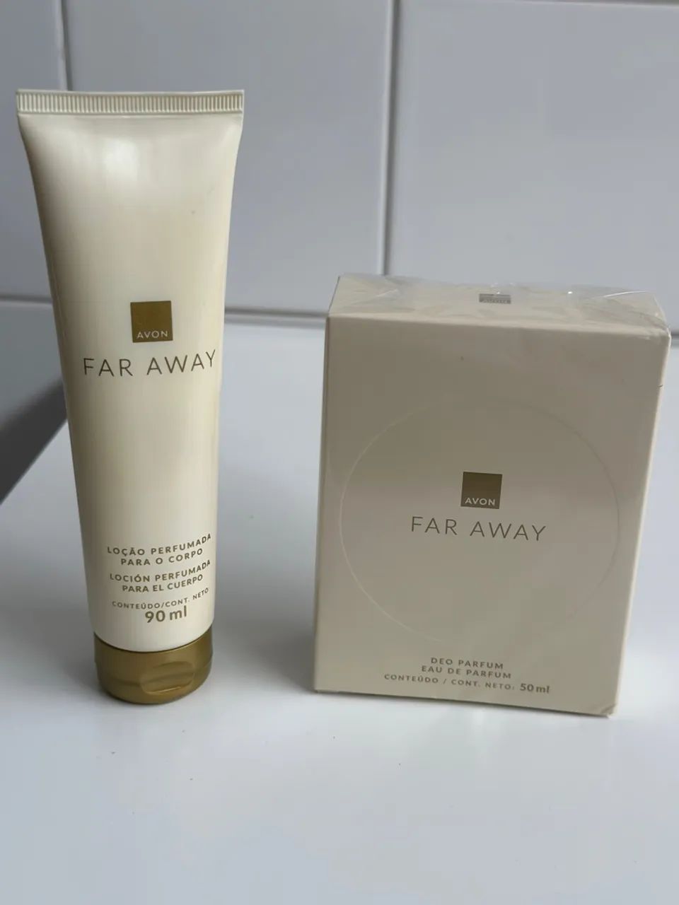Kit Far Away Avon - Loção e Deo Parfum - Foto 2