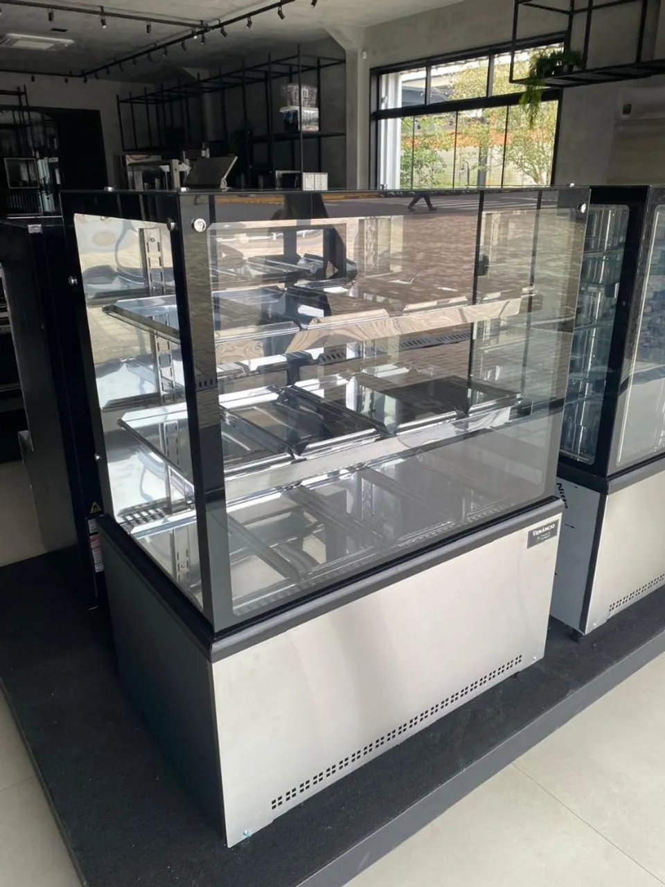 Vitrine Refrigerada e Aquecidas * para Padaria