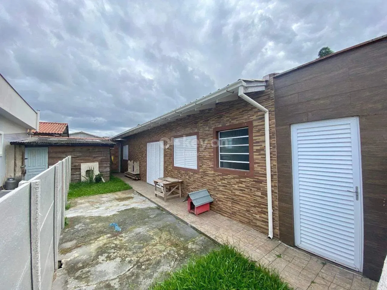 Casa para aluguel, 1 quarto, 1 vaga, Três de Maio - Capivari de Baixo/SC