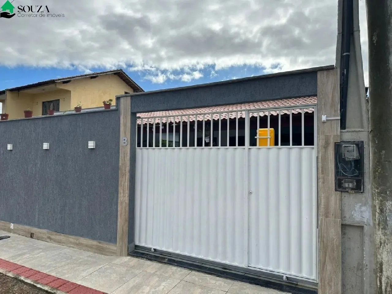 Oportunidade imperdível! Casa à venda em Piúma-ES, bairro Itaputanga: 2 quartos, 1 suíte,