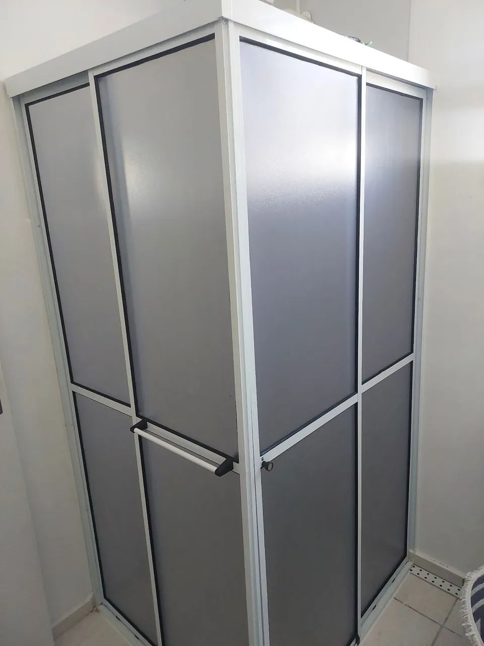 Box para banheiro em acrílico