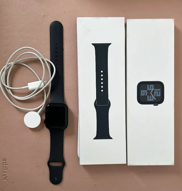 Apple Watch SE 2ª Geração (44 mm | GPS | Meia-Noite)