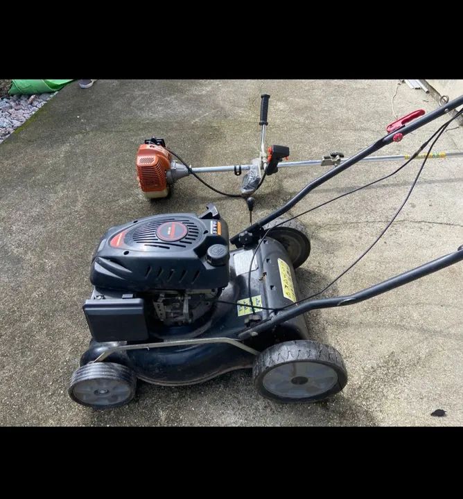 Roçadeira e Carrinho 