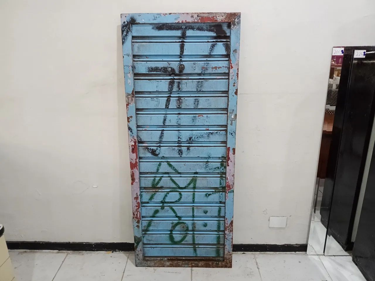 Porta de Aço no Estado L: 66cm A: 1,61m