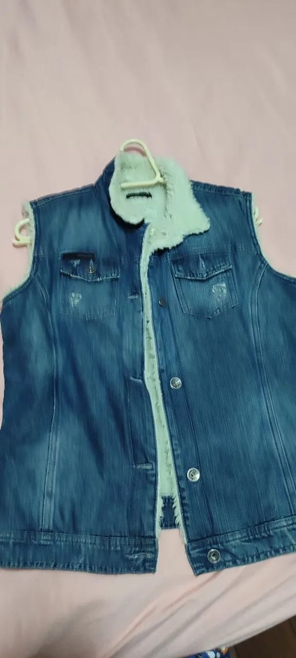 Jaqueta  Jeans Calvin Klein com Forro Pelúcia