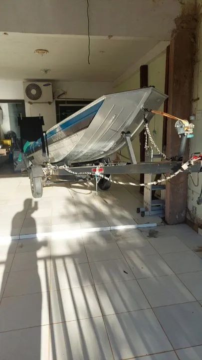 Barco 5,5 com motor mercury 15hp - Foto 3