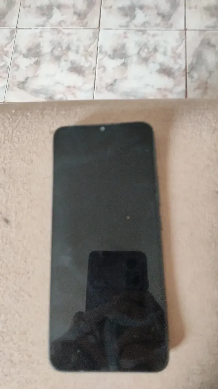 Infinix Hot 20i Usado em Ótimo Estado + Capinha - R$750